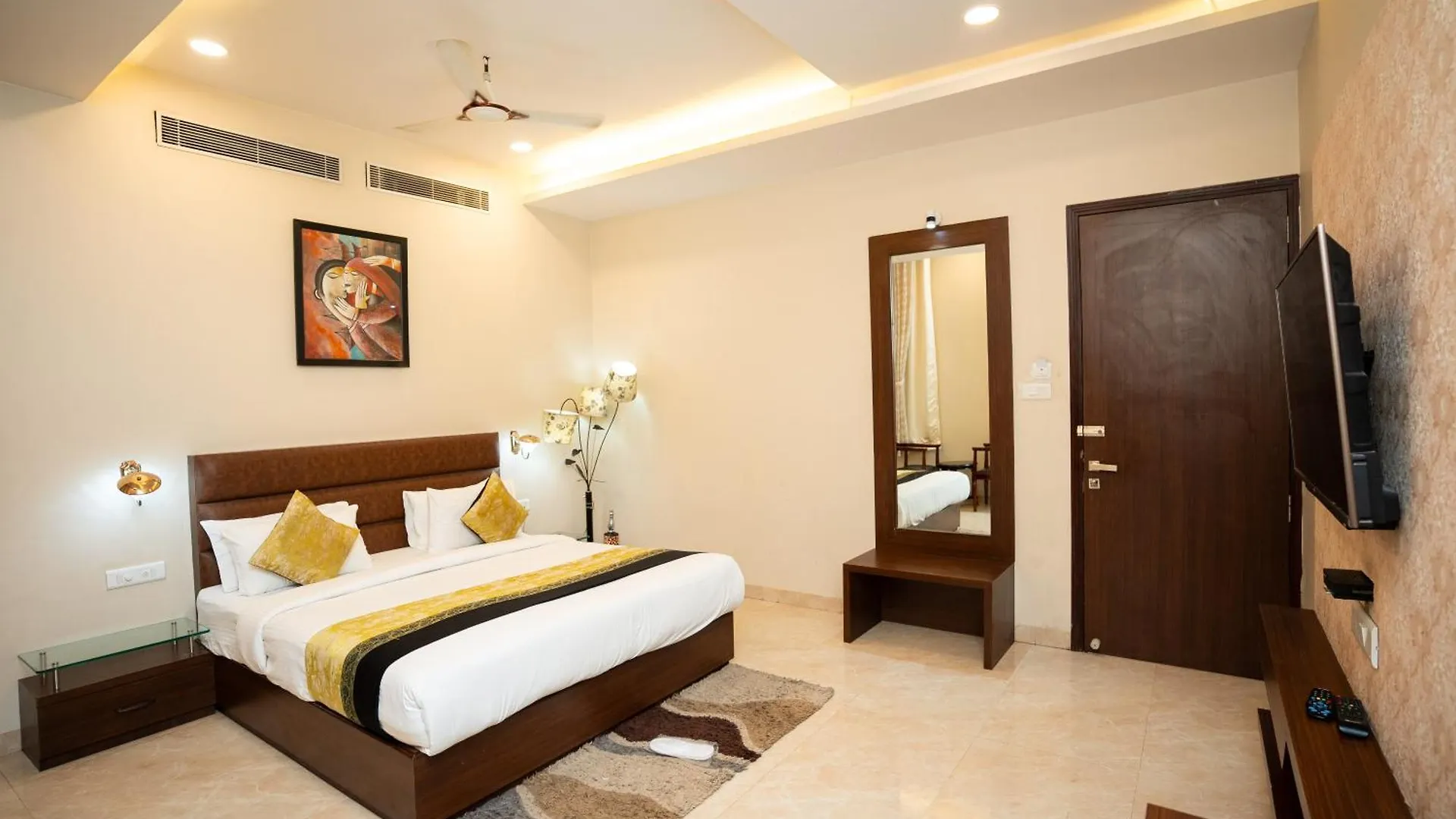Hotel Radiance Courtyard Benares India