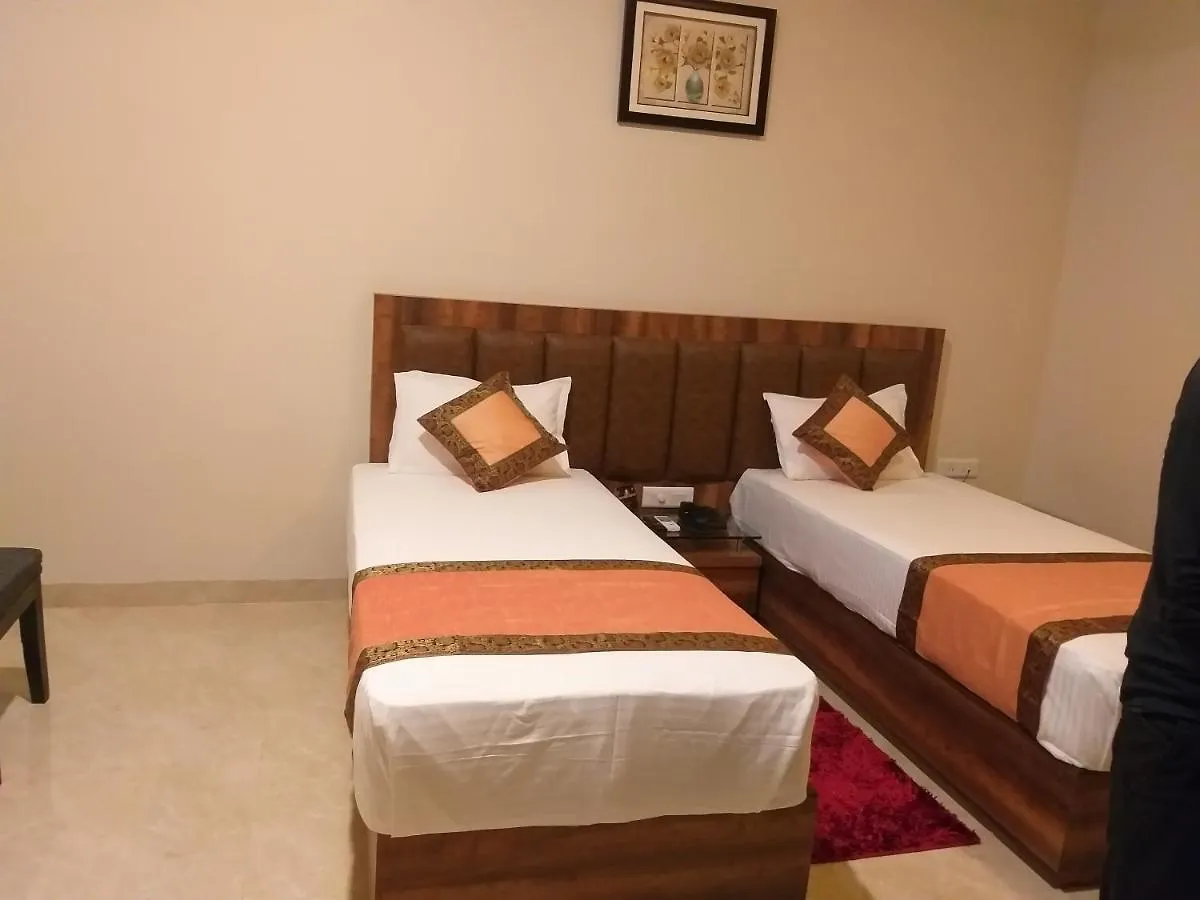 Hotel Radiance Courtyard Benares Bed & Breakfast