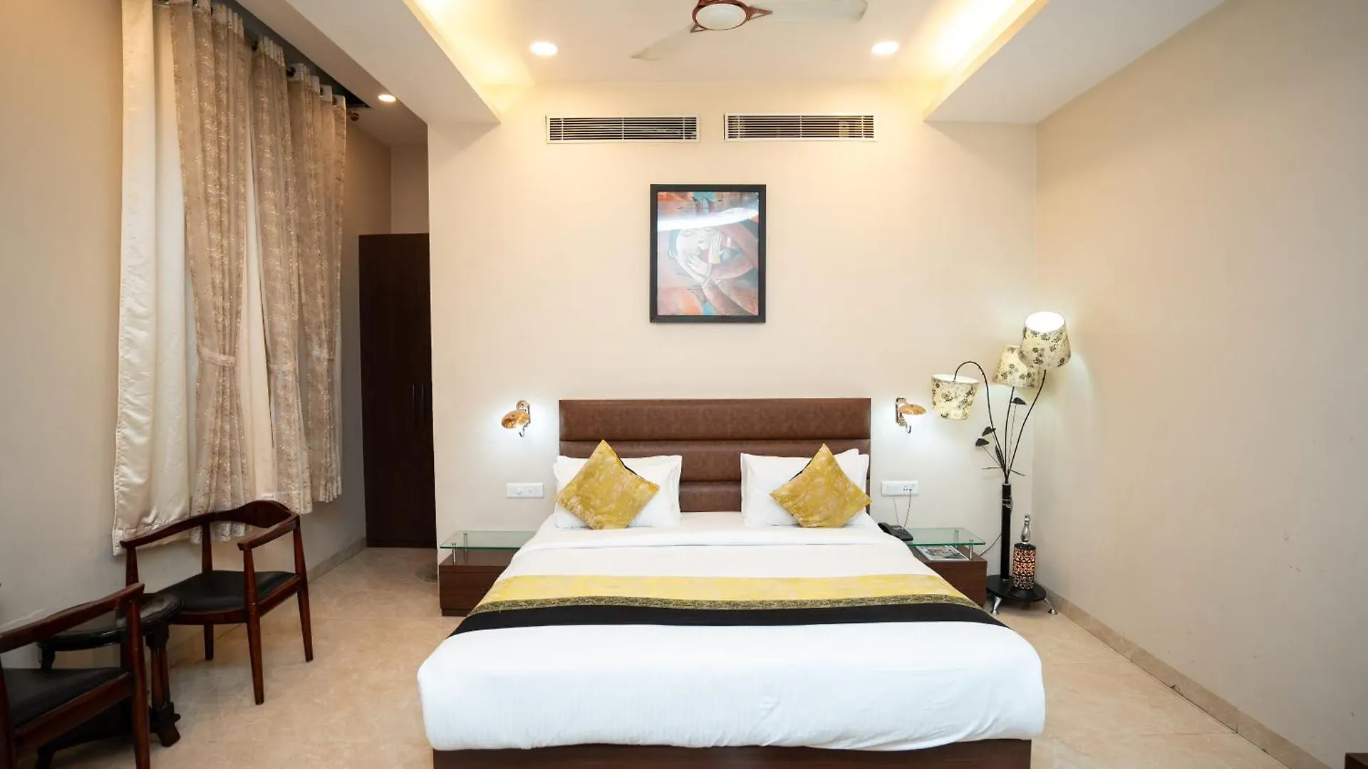 Bed & Breakfast Hotel Radiance Courtyard Varanasi India
