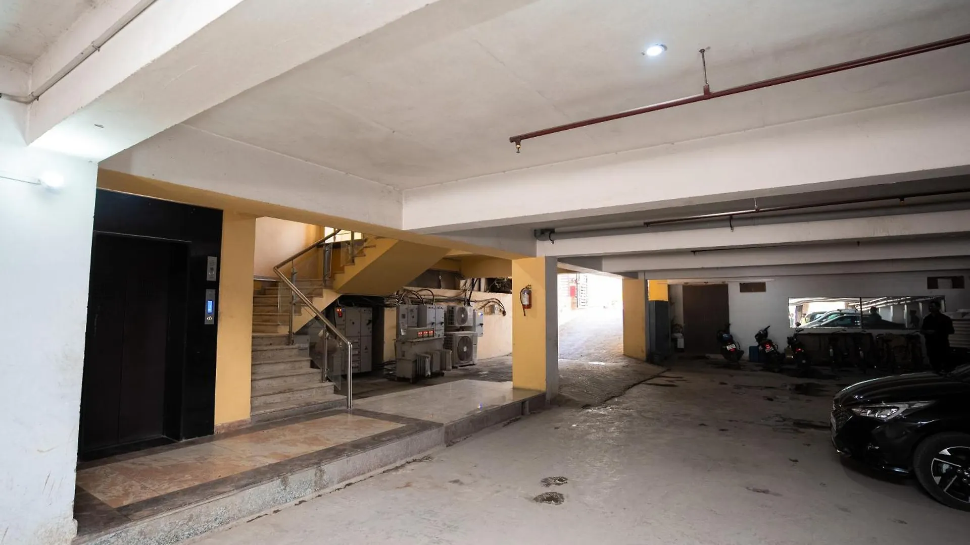 Bed & Breakfast Hotel Radiance Courtyard Varanasi India