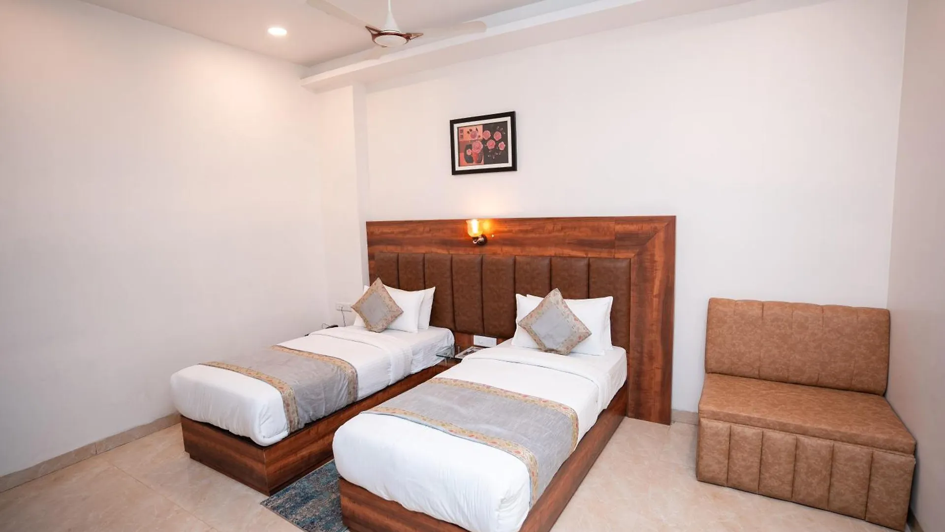 Hotel Radiance Courtyard Varanasi